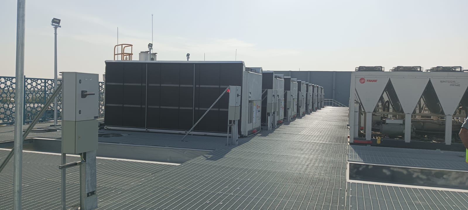 التبريد الأدياباتي المسبق: الطريقة الذكية لتعزيز كفاءة أنظمة التبريد المدونة